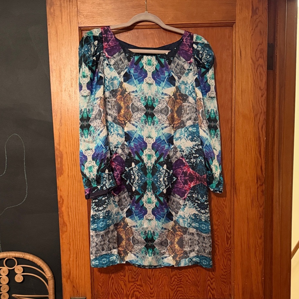 leifsdottir 100% silk photo-realistic print Dress - size 4